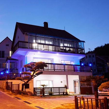 Herkules Namhae German Village Exterior foto