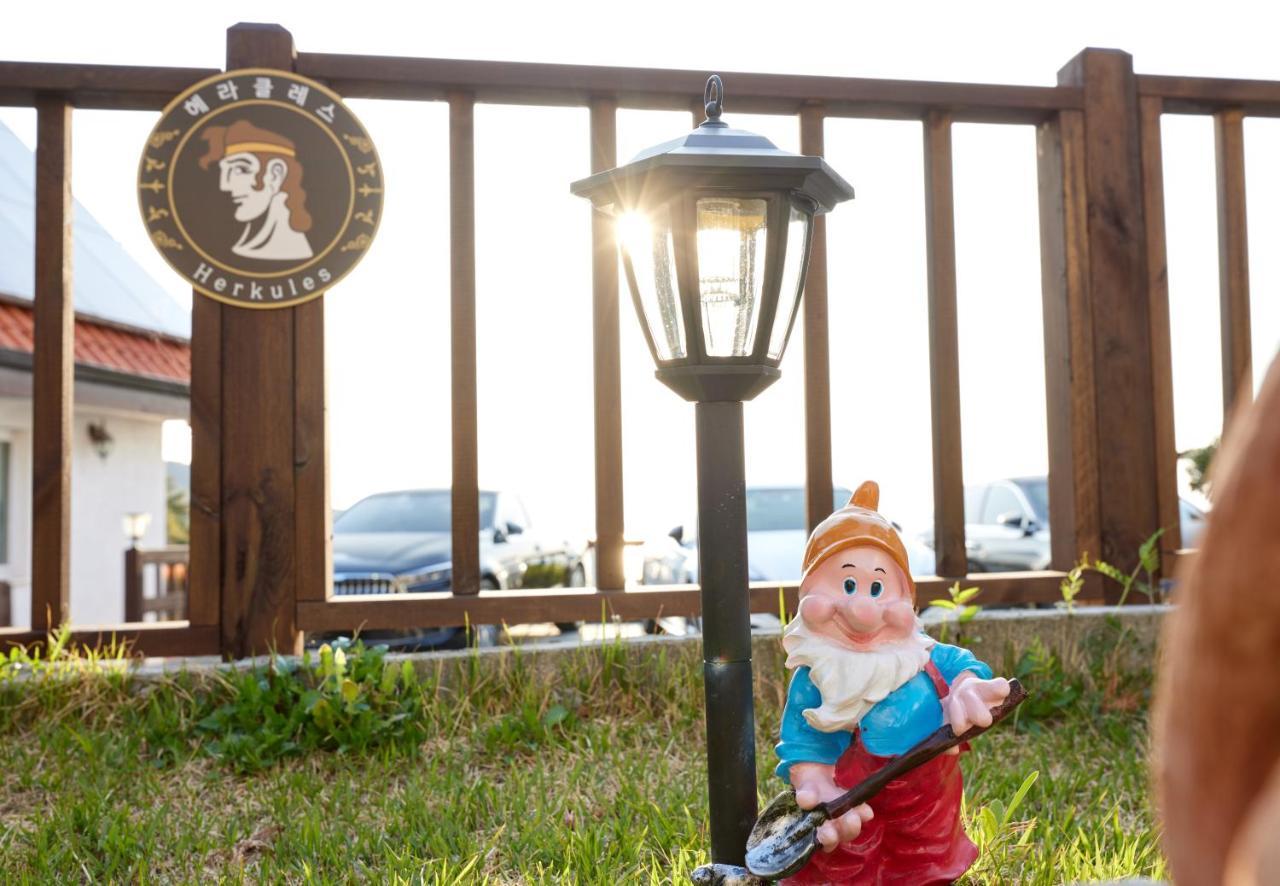 Herkules Namhae German Village Exterior foto